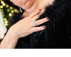 Anello argento con pavè di zirconi bianchi Sovrani