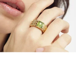 Anello chicco argento dorato con quarzo verde peridot Unoaerre