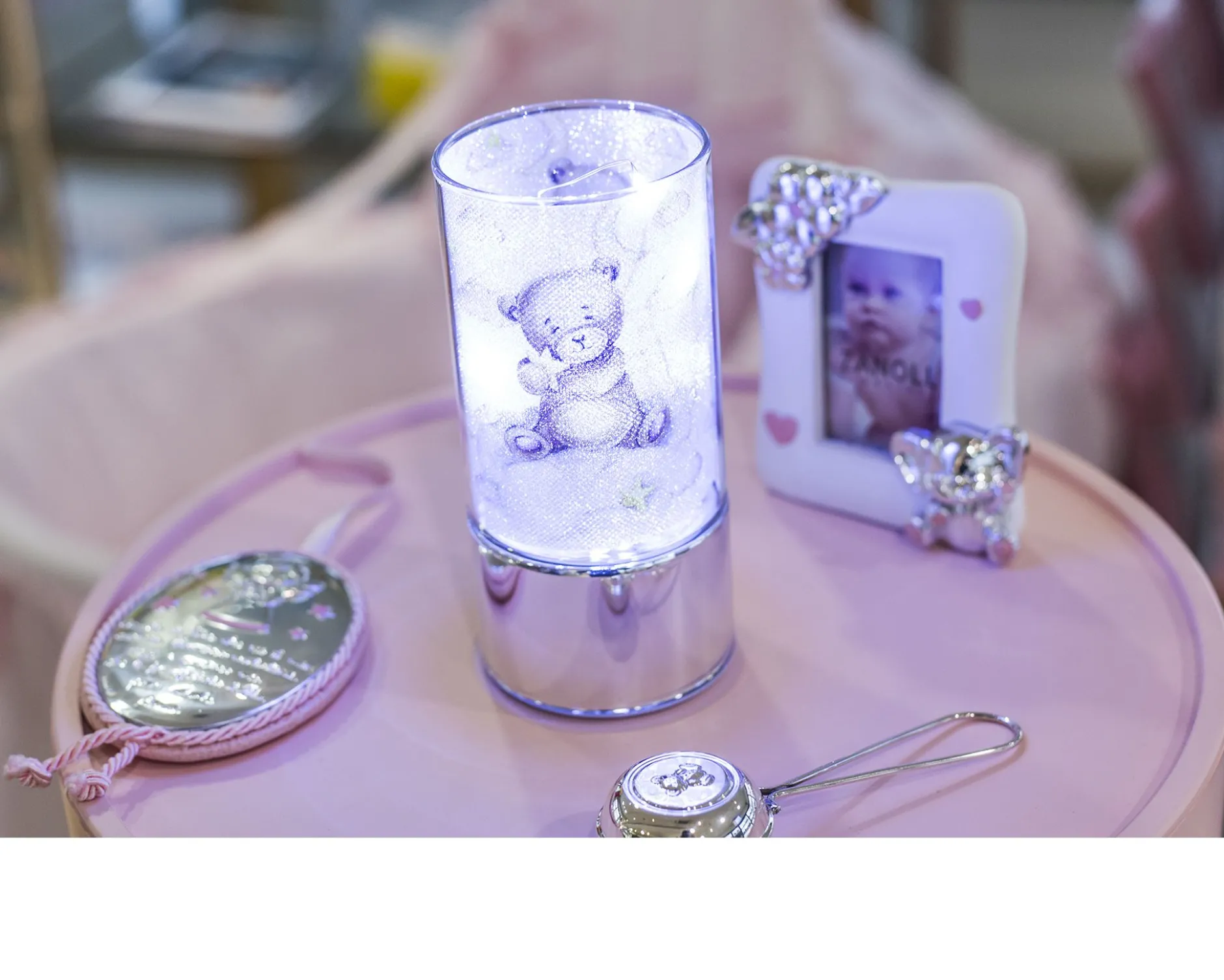Bomboniera battesimo lampada orsetto rosa con ciuffo portaconfetti Selezione zanolli