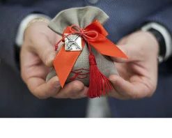 Bomboniera laurea cappello della laurea argento Selezione zanolli