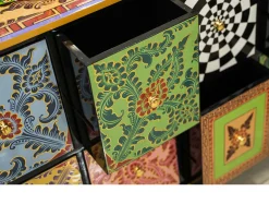 Cassettiera drag cabinet xxl dipinta a mano Tom's drag