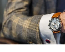Cronografo acciaio con cinturino in pelle Aerowatch