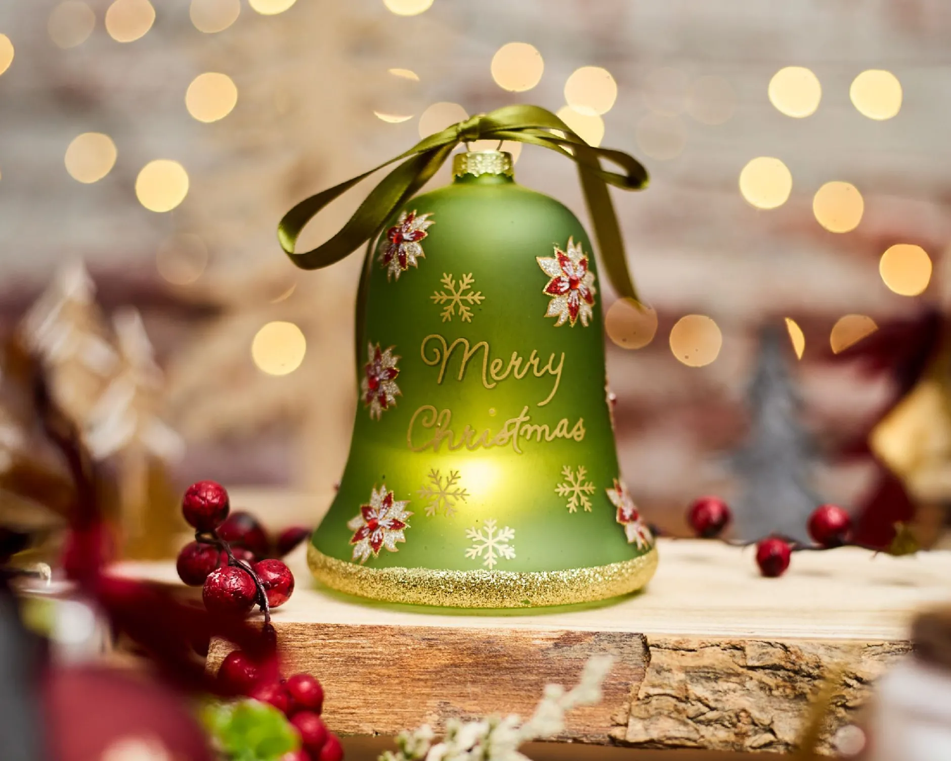 Idea regalo natale campanella verde merry christmas con luce led Selezione zanolli