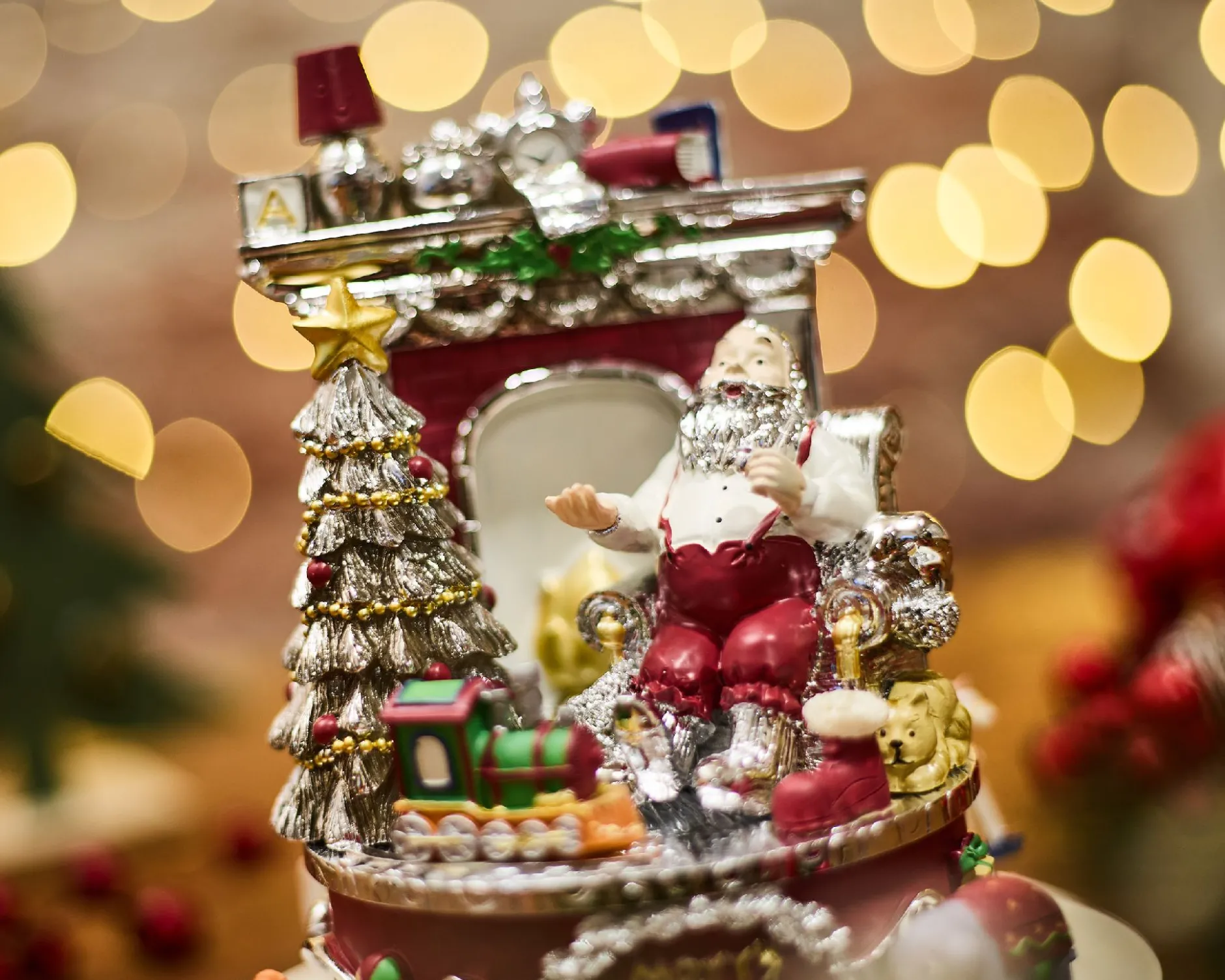 Idea regalo natale giostra musicale babbo natale Selezione zanolli