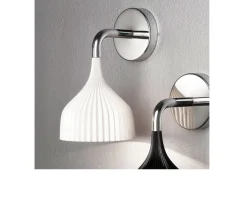 Lampada applique e' verde Kartell