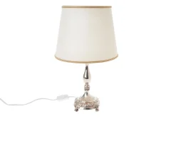 Lampada argento con stelo lavorato e paralume bianco Selezione zanolli