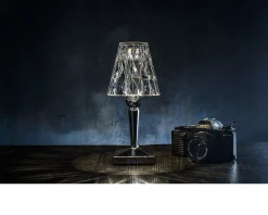 Lampada battery cromata Kartell