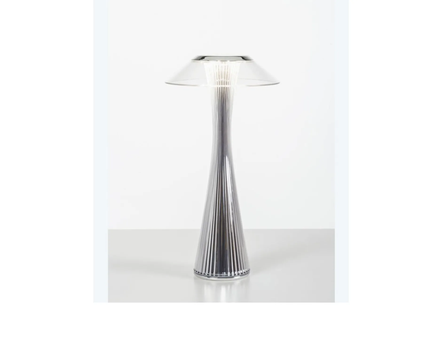 Lampada space cromo Kartell