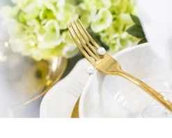 Orecchini oro 750‰ con perla akoya e diamanti Selezione zanolli