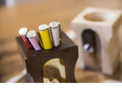 Penna a sfera tu resin rossa Aurora