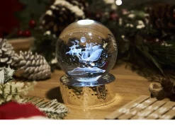 Sfera di cristallo babbo natale con incisione laser 3d e base in argento lucido Selezione zanolli