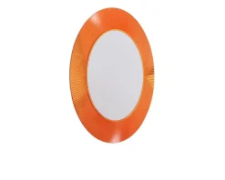 Specchio all saints colore arancio tangerine con luce integrata Kartell