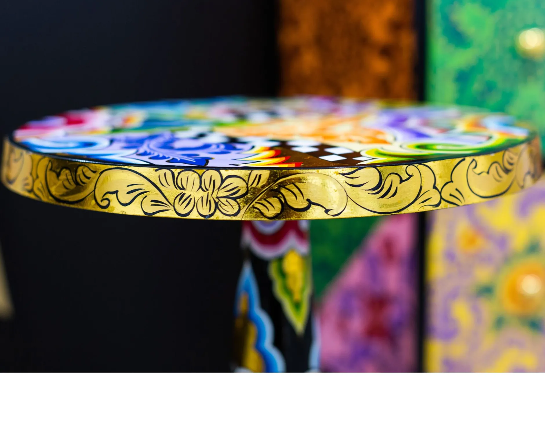 Tavolino side table dipinto a mano Tom's drag