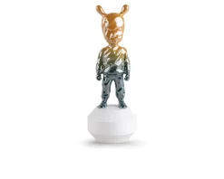 The guest porcellana by supakitch in edizione numerata Lladro'