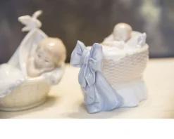 Un regalo dal cielo porcellana bimbo Lladro'