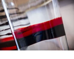 Vaso ovale vetro di murano fasce rosso e nero Carlo moretti